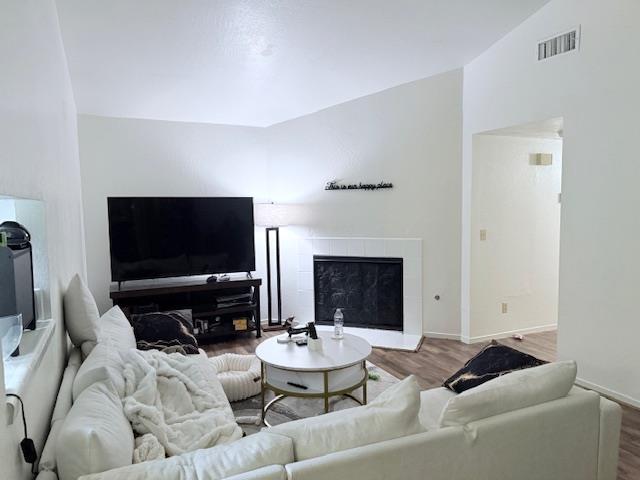 284 W Lexington Ave, Fresno, CA 93711