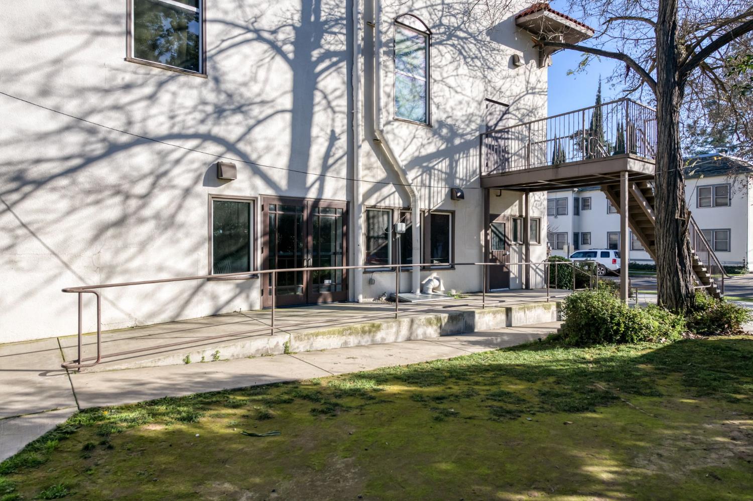 1401 N Wishon Ave, Fresno, CA 93728