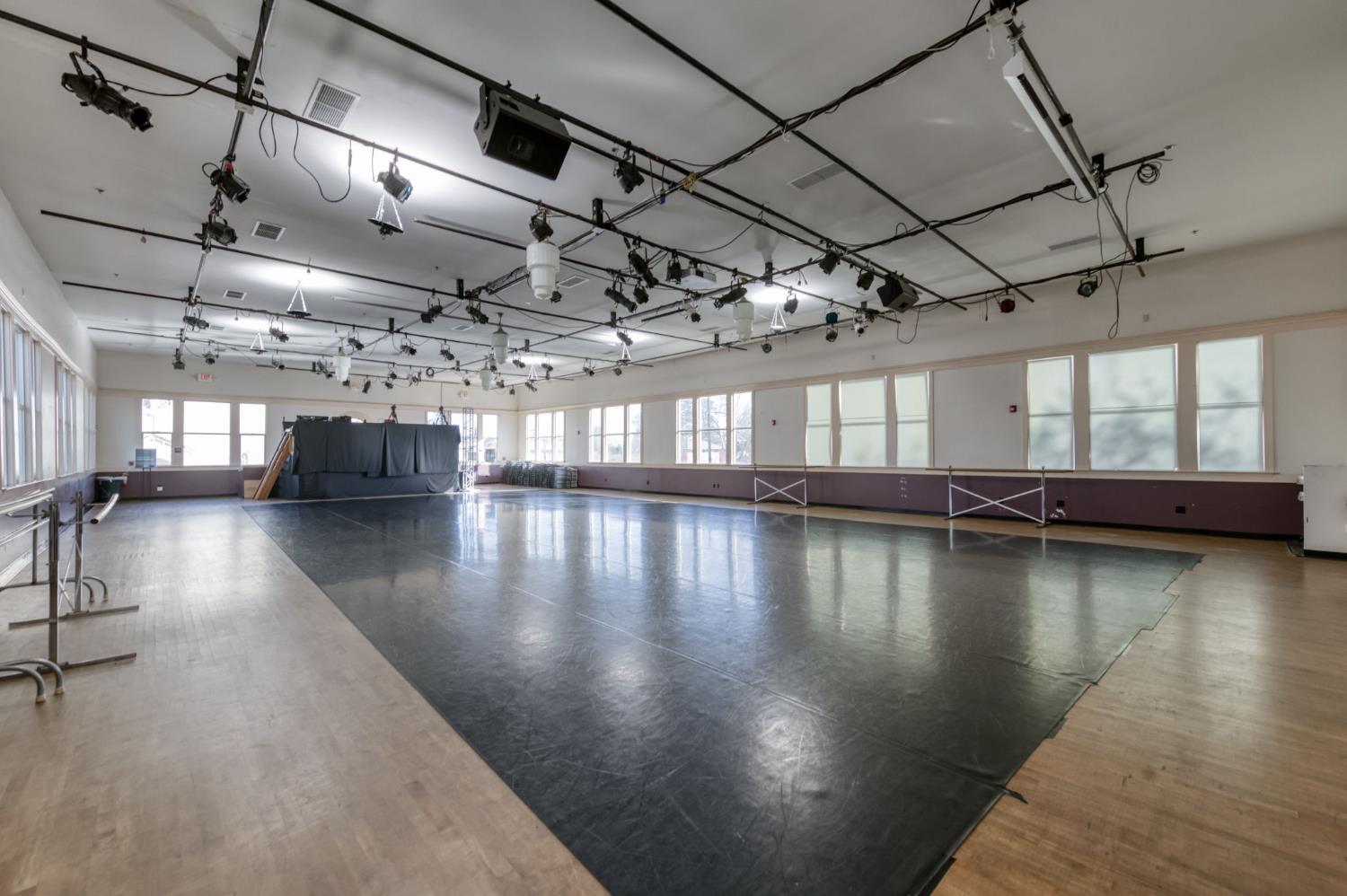 1401 N Wishon Ave, Fresno, CA 93728