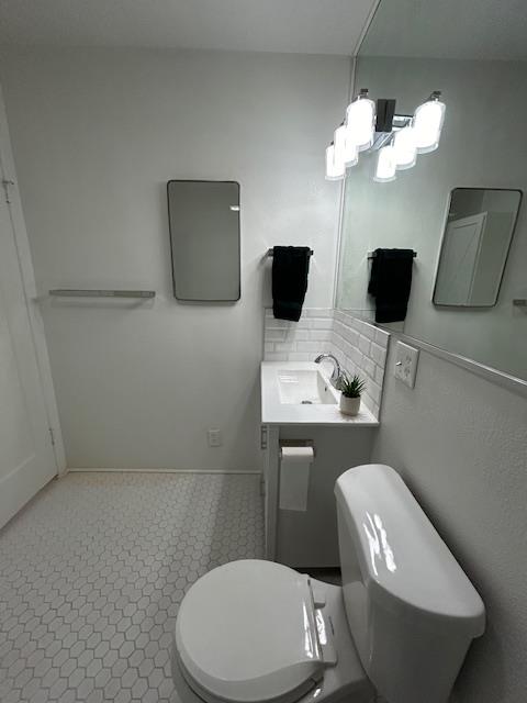 754 E Home Ave, Fresno, CA 93728