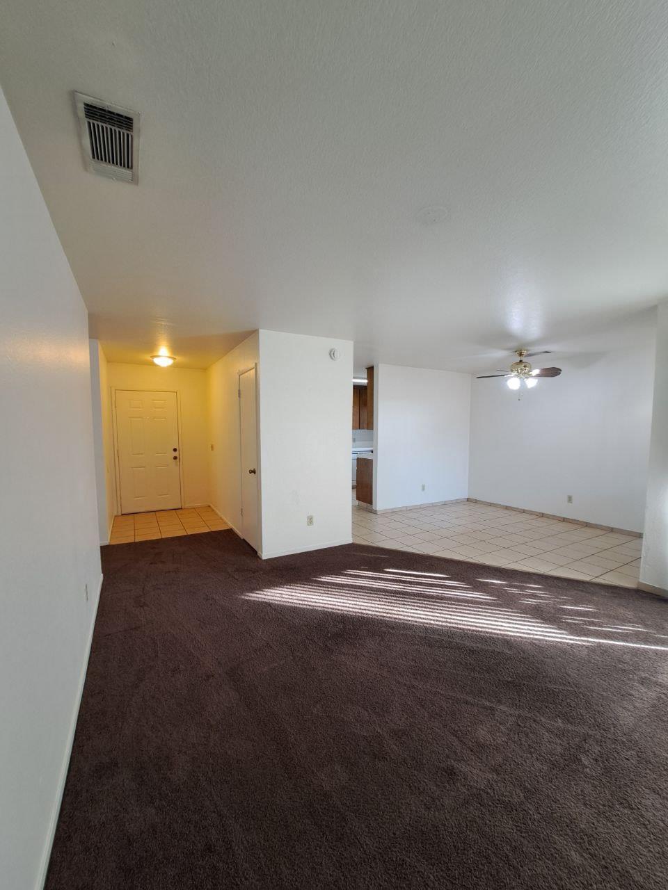 950 W Mckinley Ave, Fresno, CA 93728