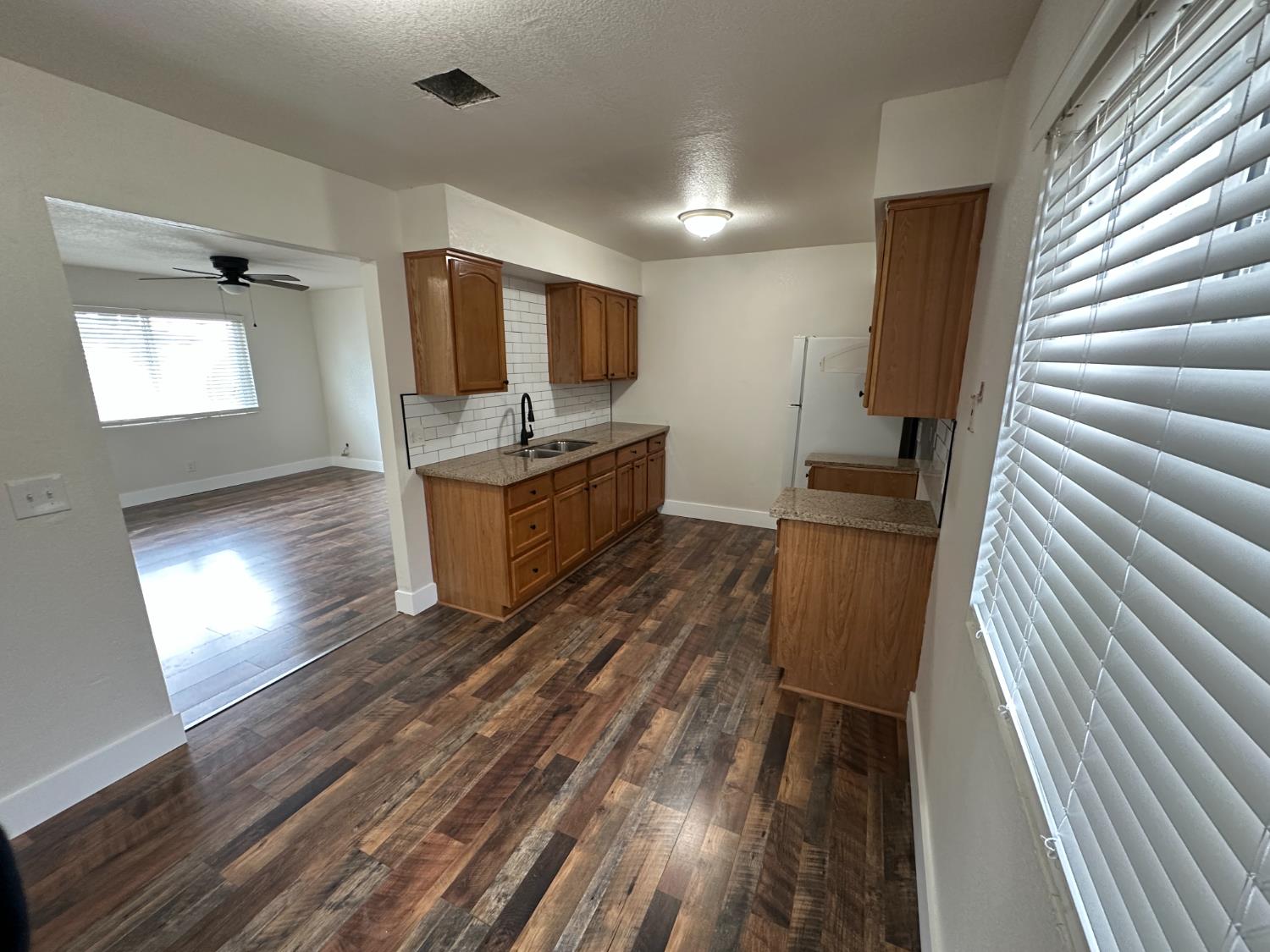 2311 E White Ave, Fresno, CA 93701