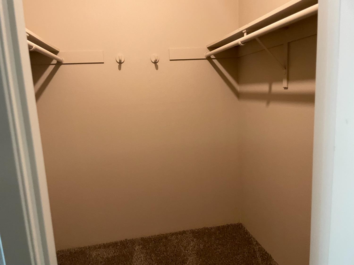 2538 N Thorne Ave, Fresno, CA 93704