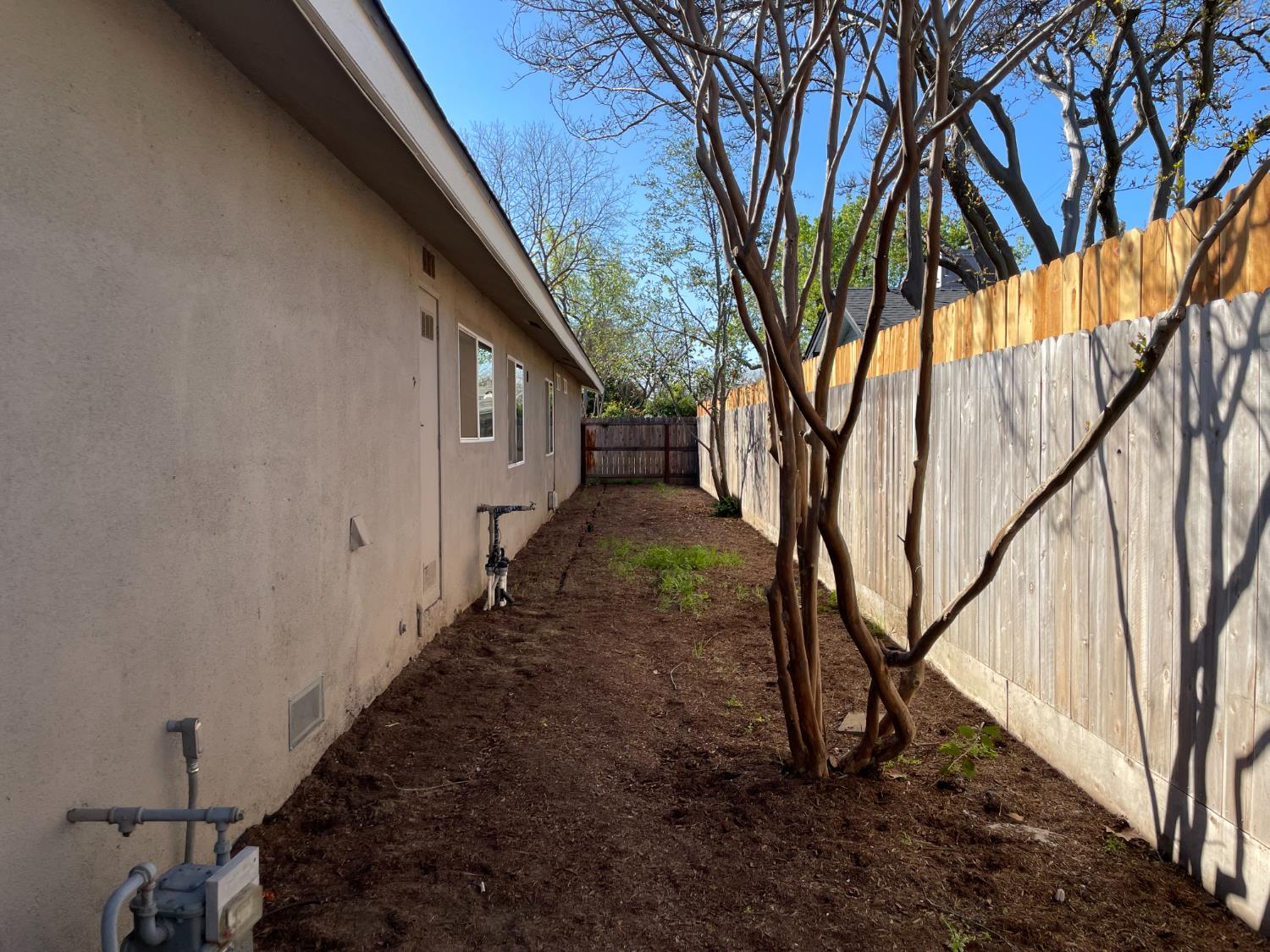 2538 N Thorne Ave, Fresno, CA 93704