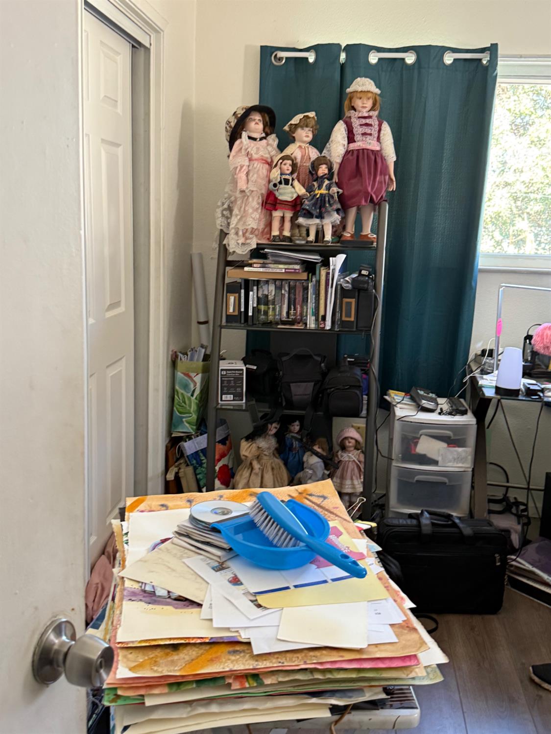 3719 3715 E Hampton Way E #2, Fresno, CA 93726