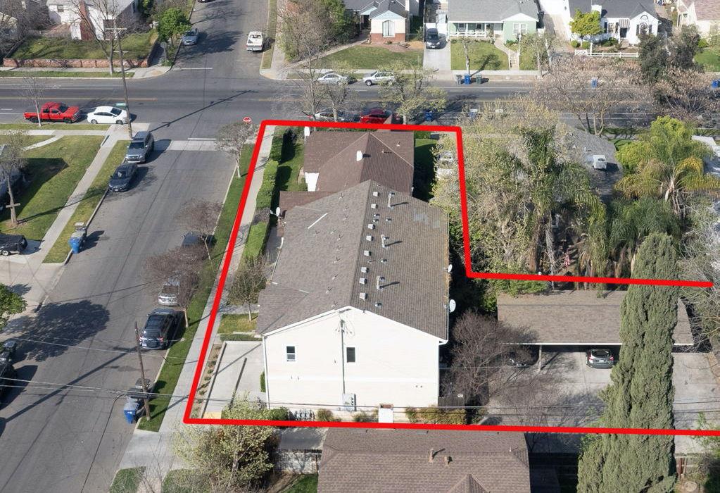 1008 N Broadway St, Fresno, CA 93728