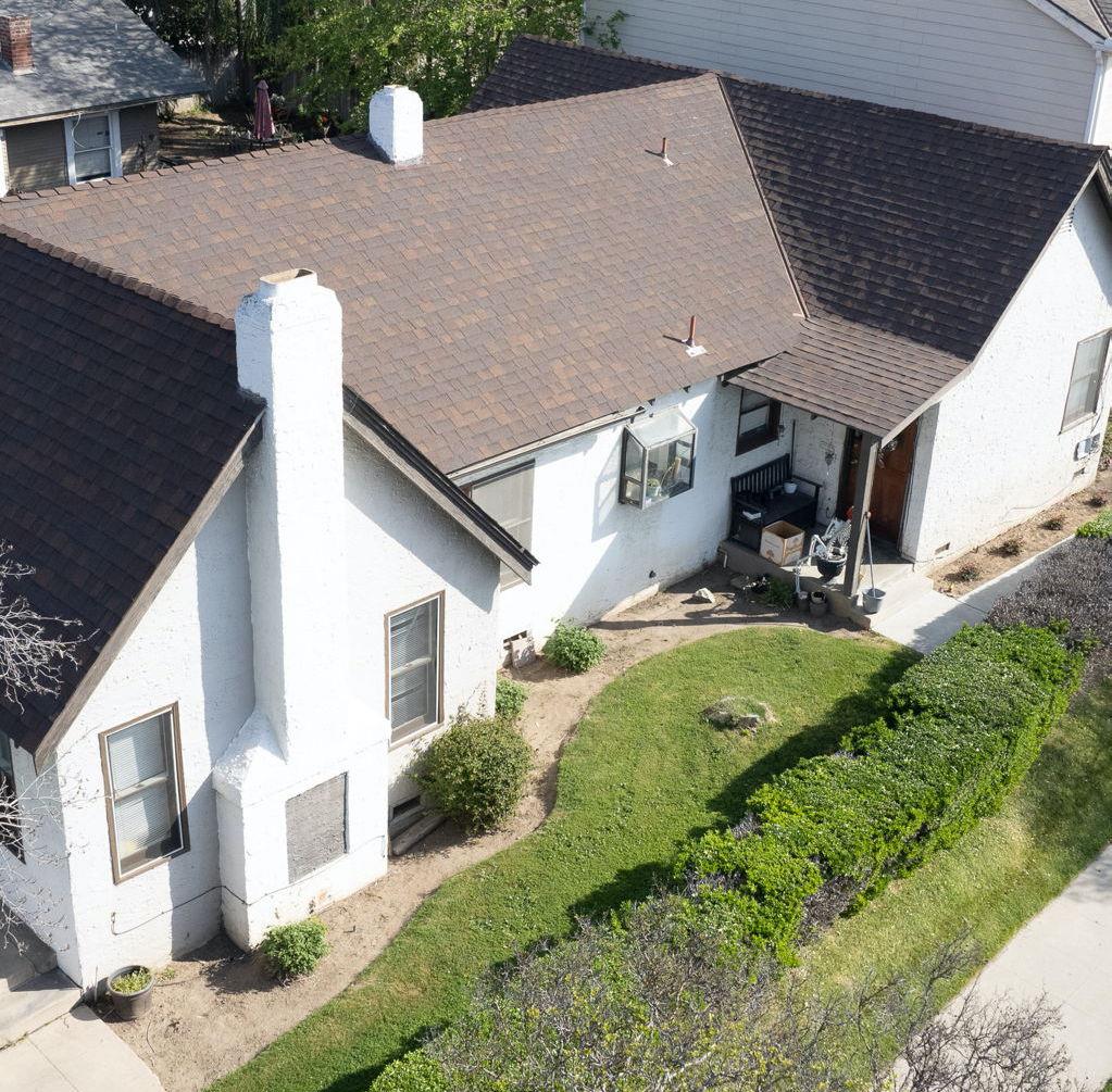 1008 N Broadway St, Fresno, CA 93728