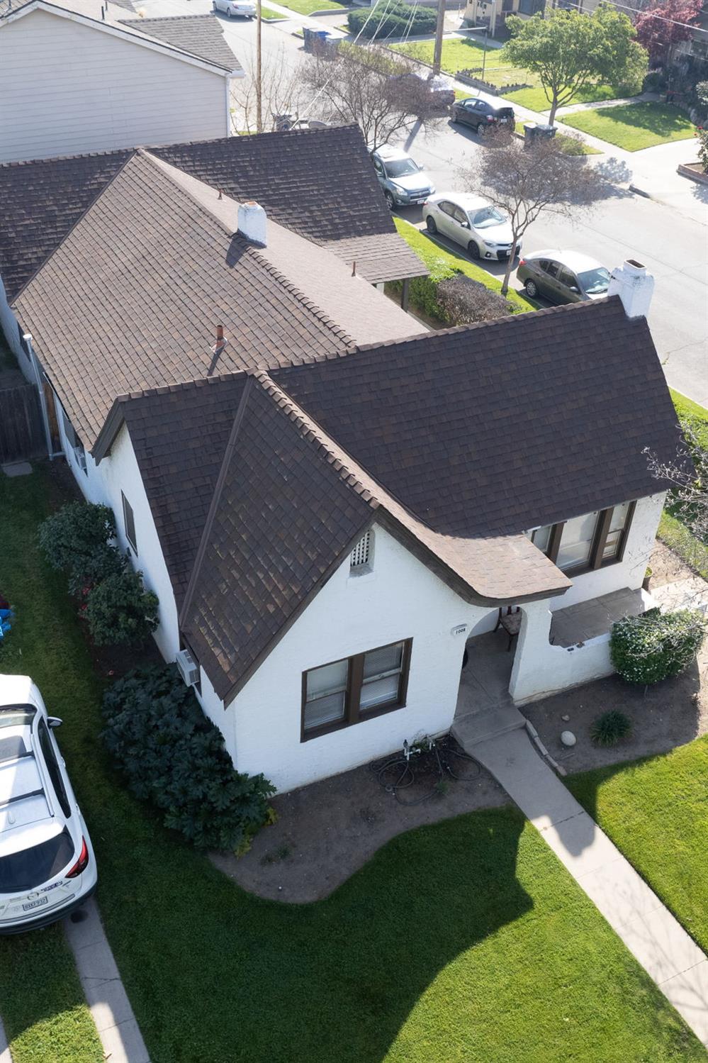 1008 N Broadway St, Fresno, CA 93728