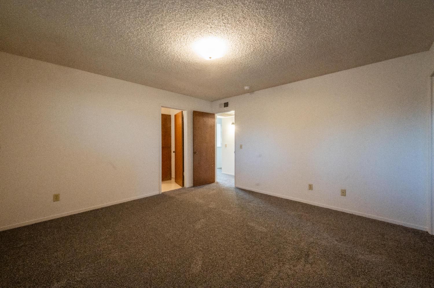 6416 N Remington Ave, Fresno, CA 93704