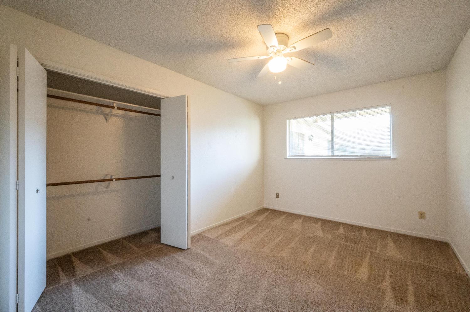 6416 N Remington Ave, Fresno, CA 93704