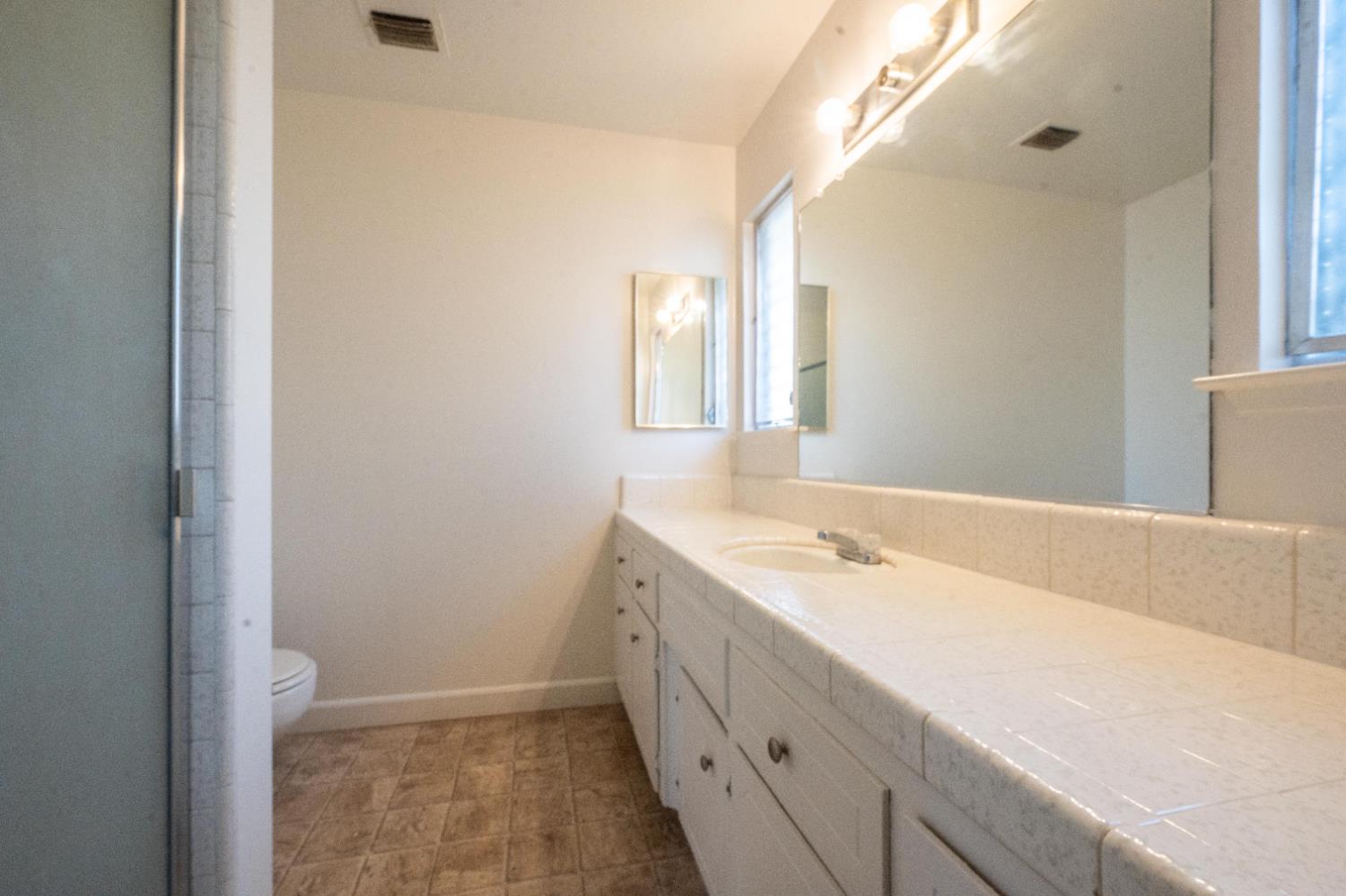 6416 N Remington Ave, Fresno, CA 93704