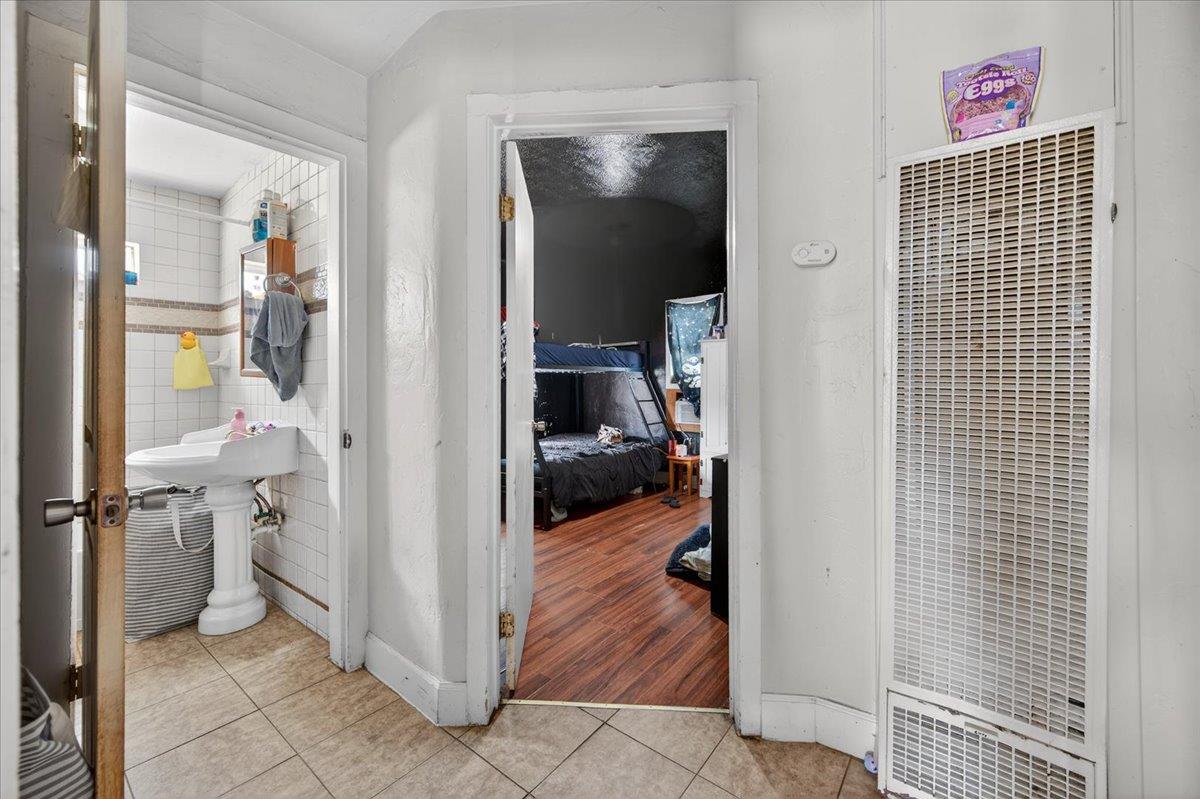 1328 1330 E Fedora Ave, Fresno, CA 93704