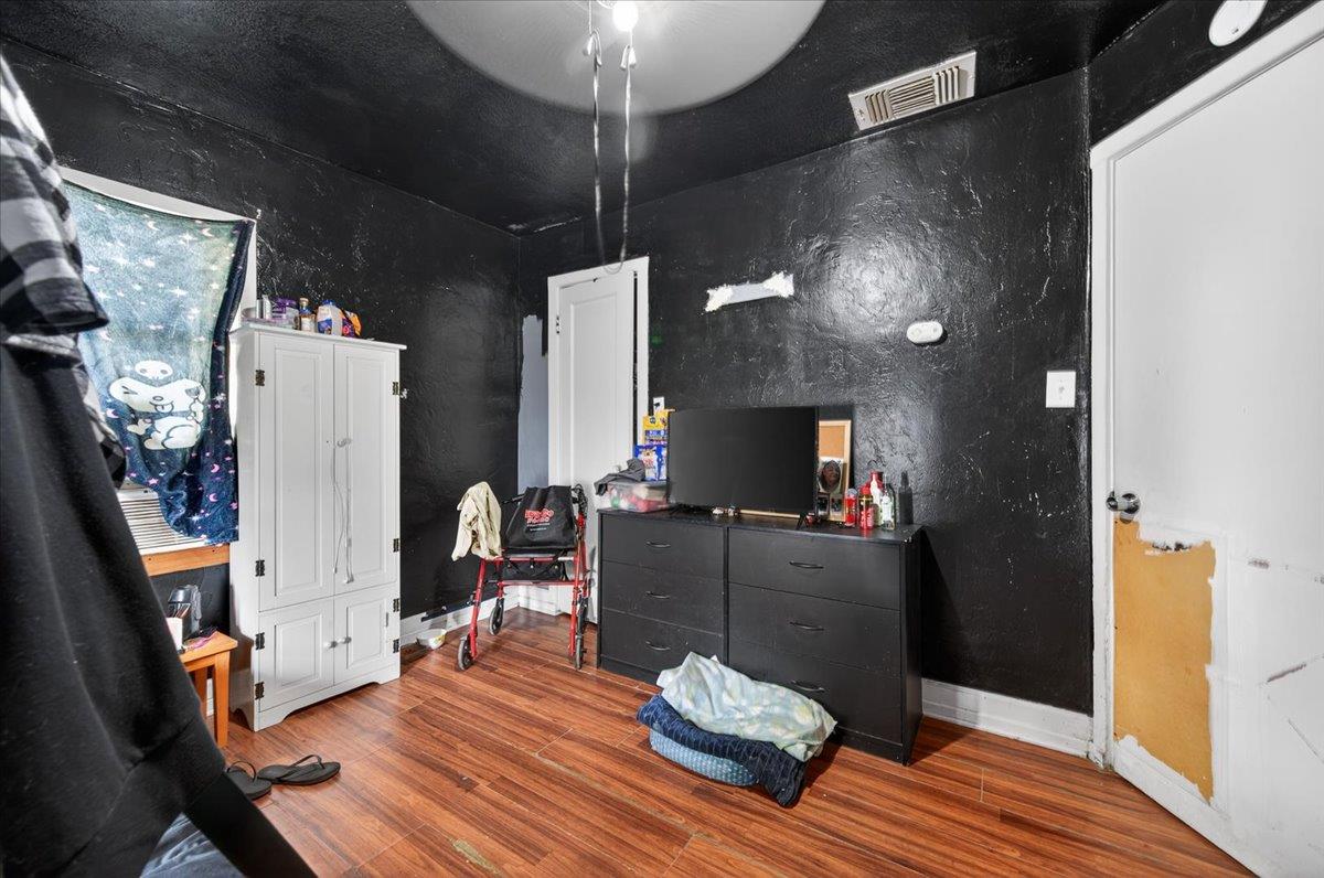 1328 1330 E Fedora Ave, Fresno, CA 93704