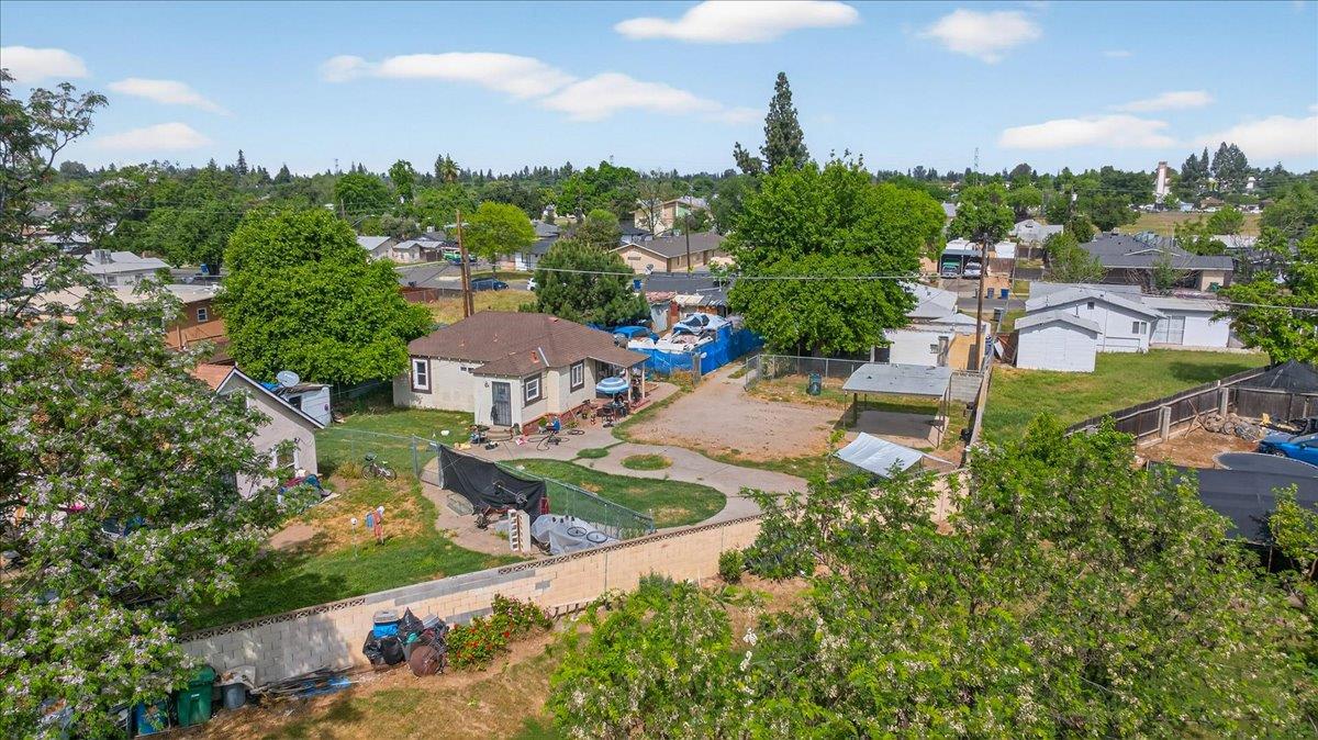 1328 1330 E Fedora Ave, Fresno, CA 93704