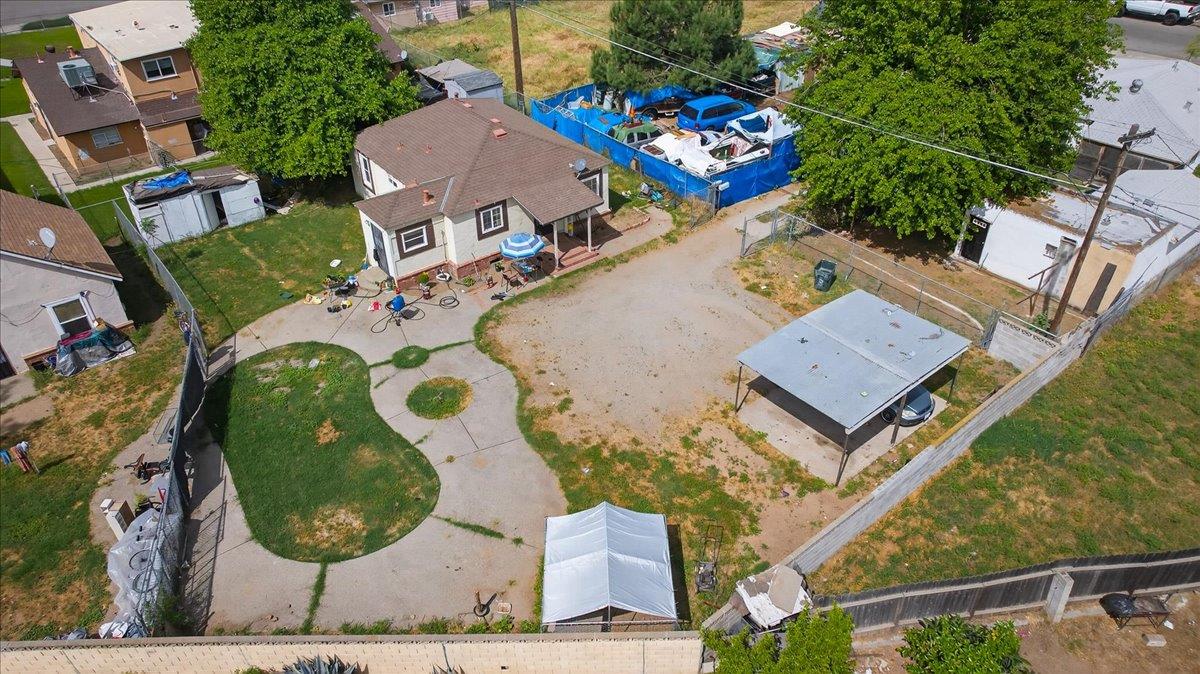 1328 1330 E Fedora Ave, Fresno, CA 93704