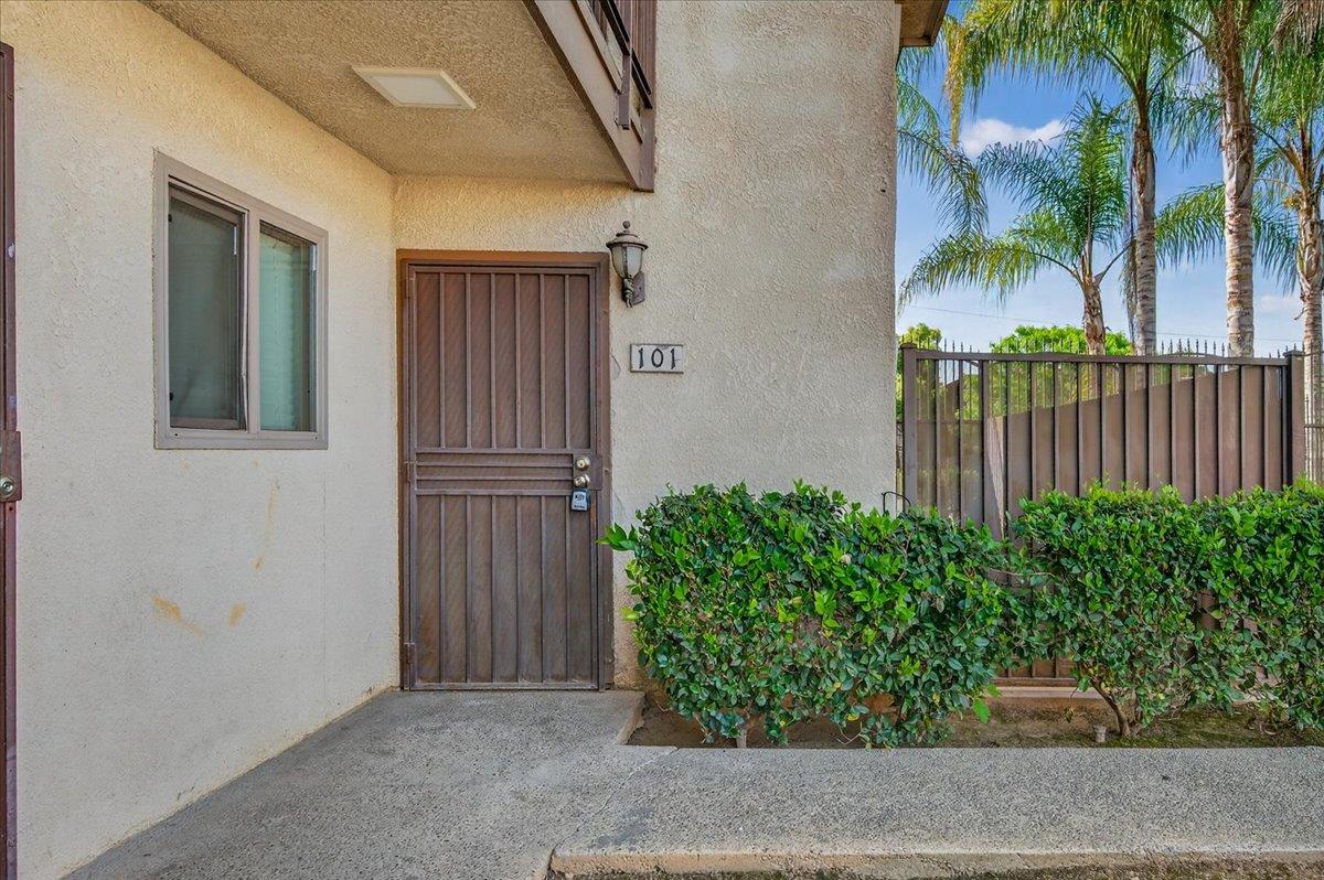 1348 E San Bruno Ave, Fresno, CA 93710