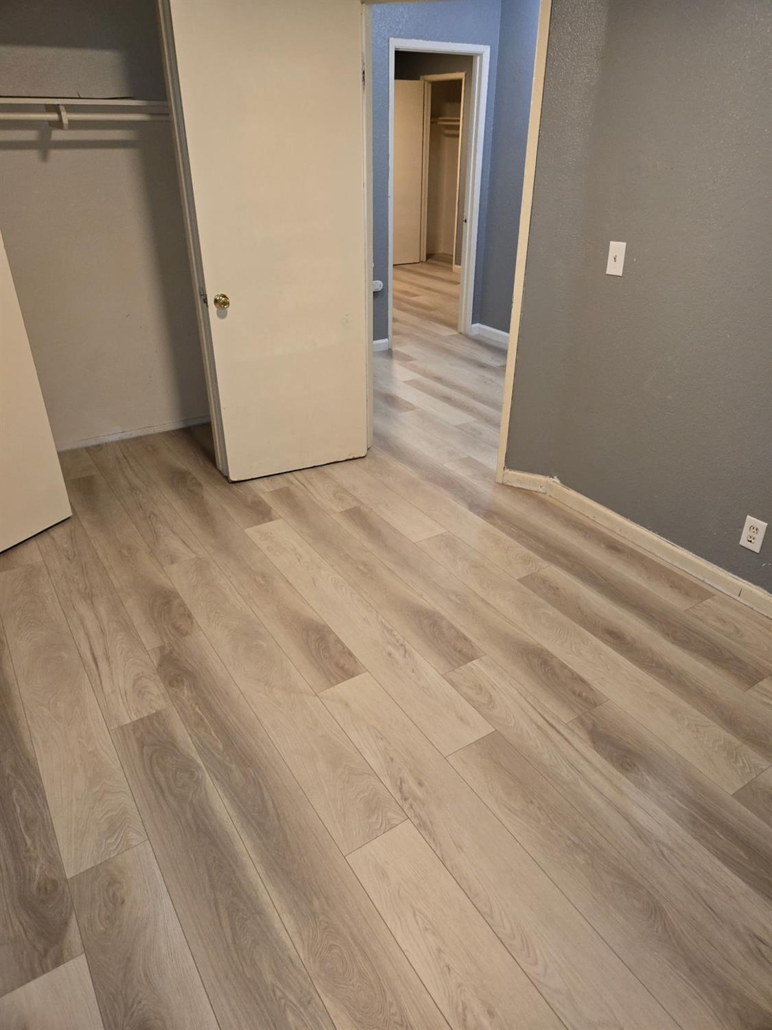 2025 E White Ave, Fresno, CA 93701