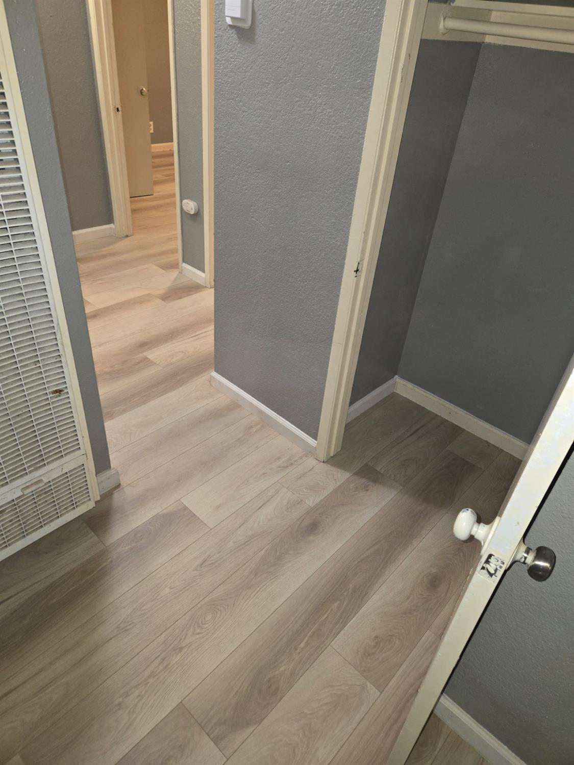 2025 E White Ave, Fresno, CA 93701