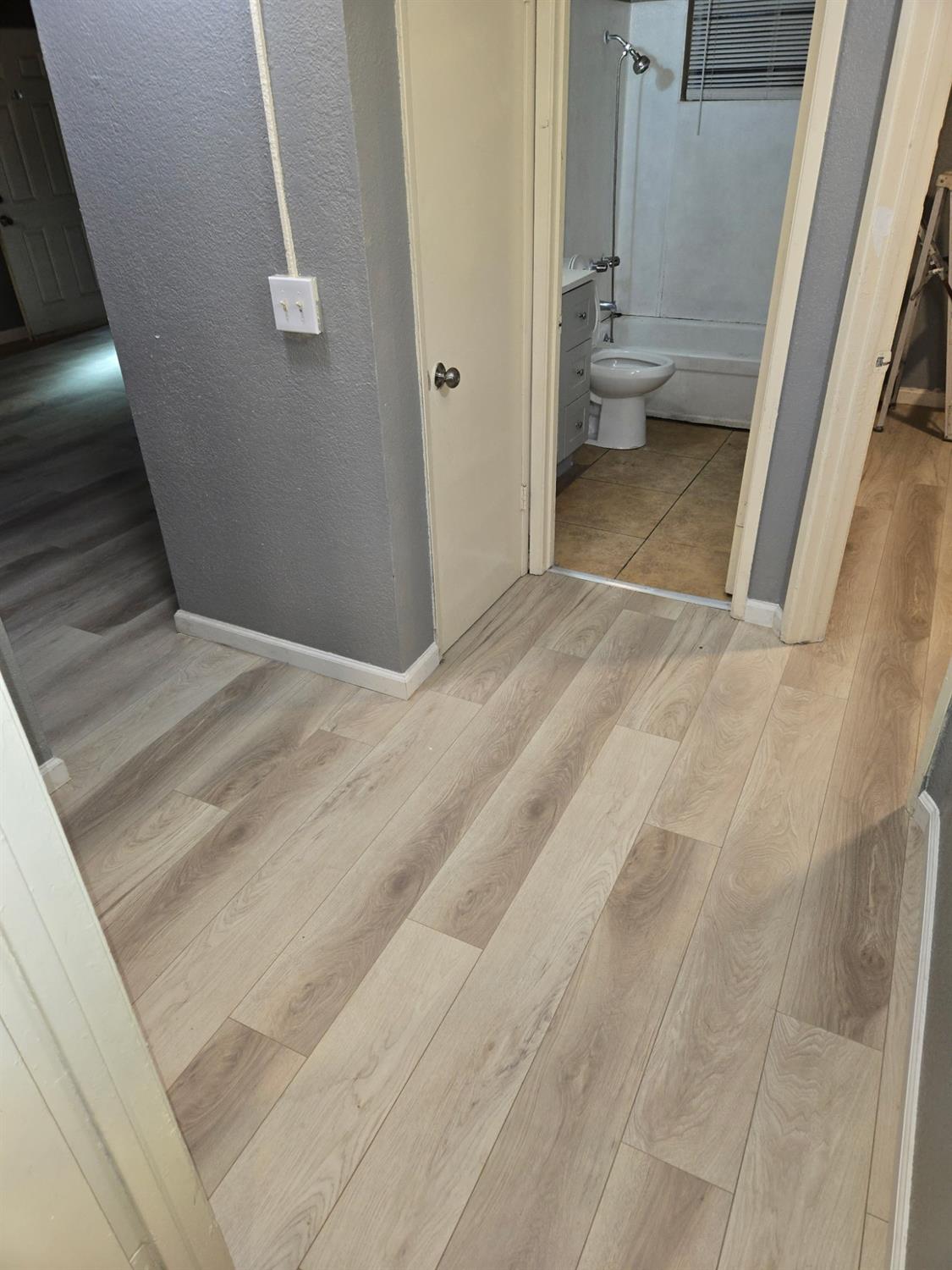 2025 E White Ave, Fresno, CA 93701