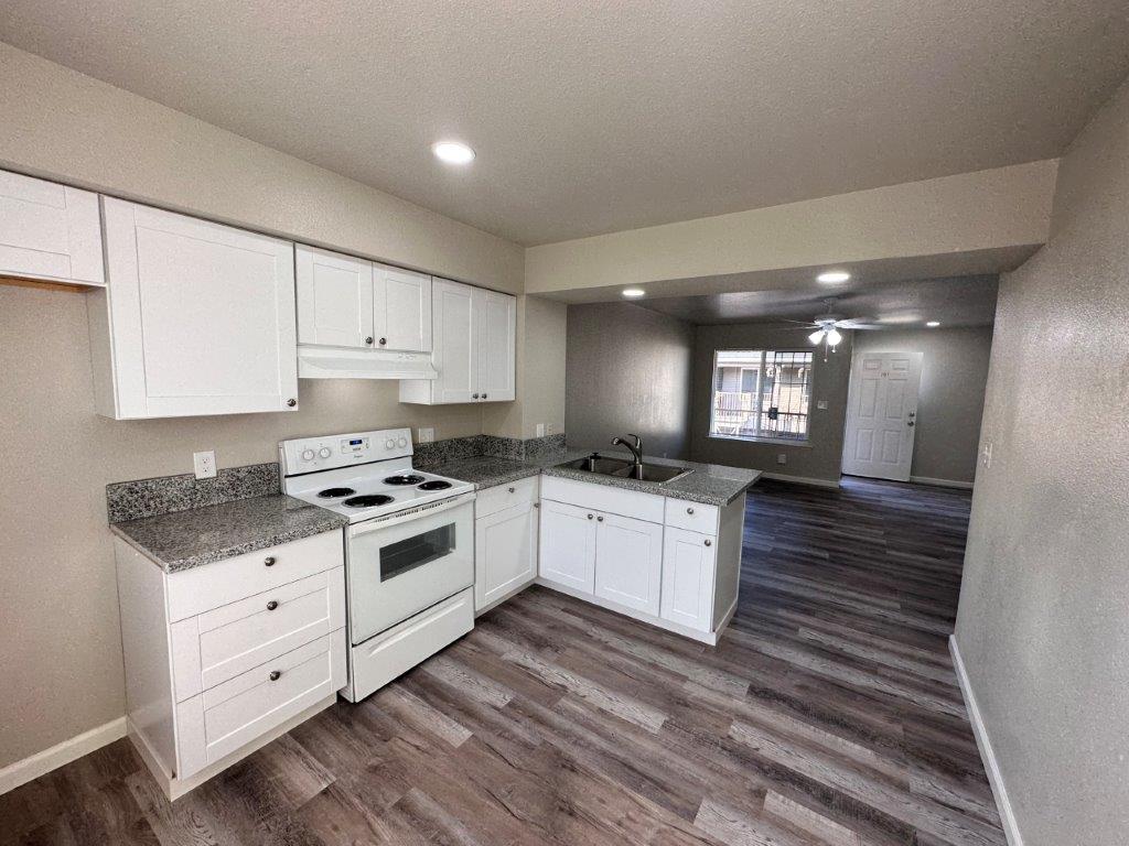 1361 N Archie Ave #101, Fresno, CA 93703