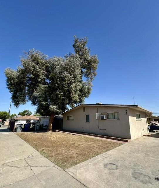 537 W University Ave, Fresno, CA 93705