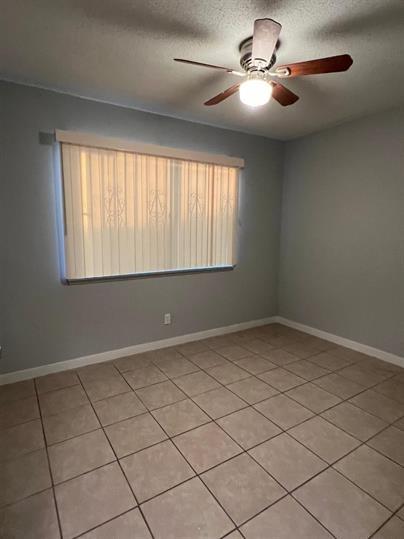 3555 E McKinley Ave, Fresno, CA 93703