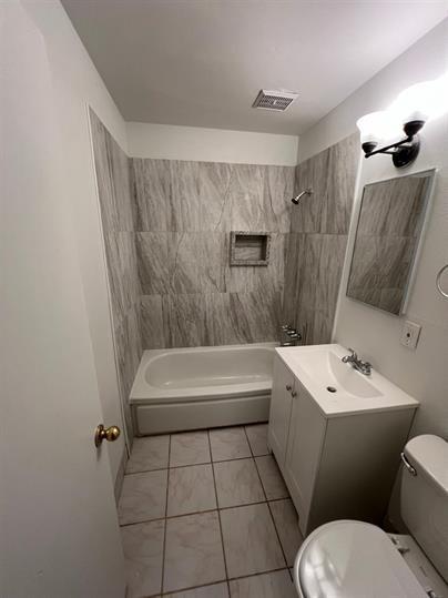3555 E McKinley Ave, Fresno, CA 93703