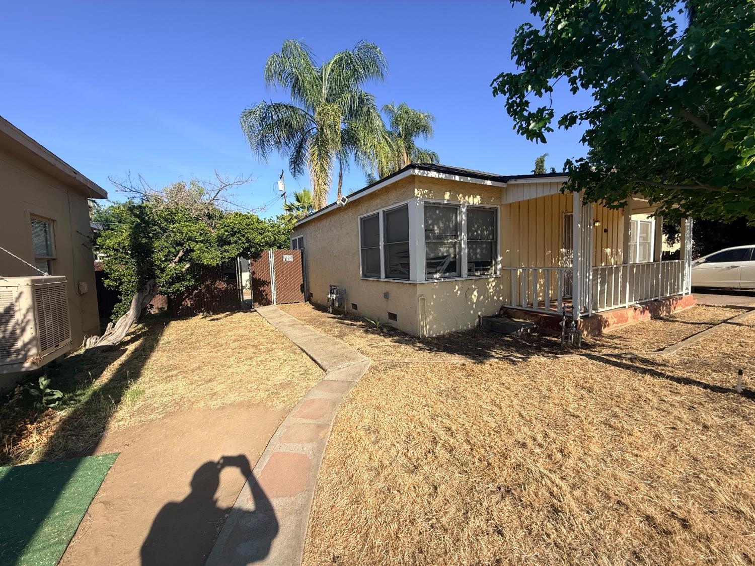 728 730 N Palm Ave, Fresno, CA 93728