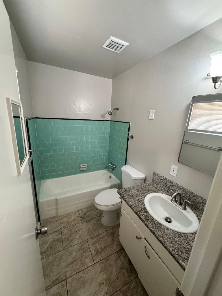 728 730 N Palm Ave, Fresno, CA 93728