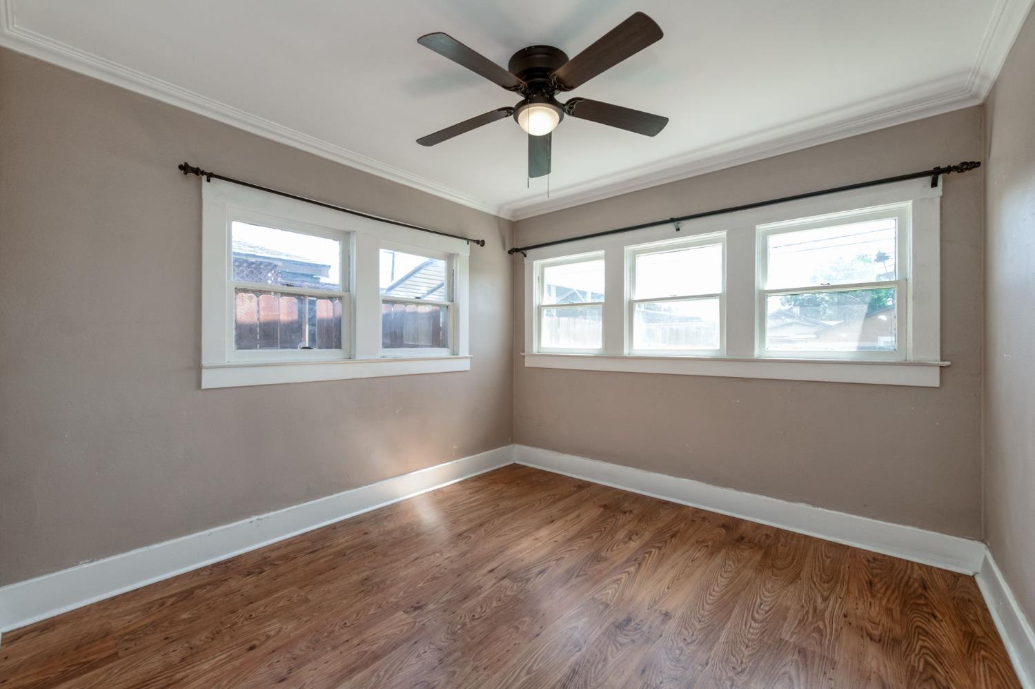 824 N Thorne Ave, Fresno, CA 93728