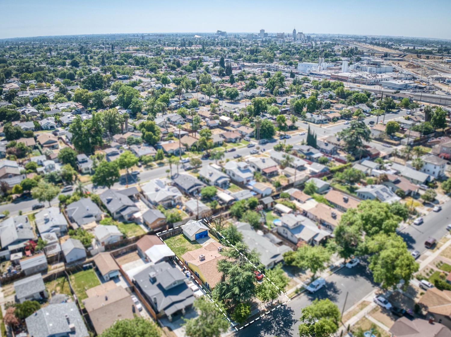 824 N Thorne Ave, Fresno, CA 93728