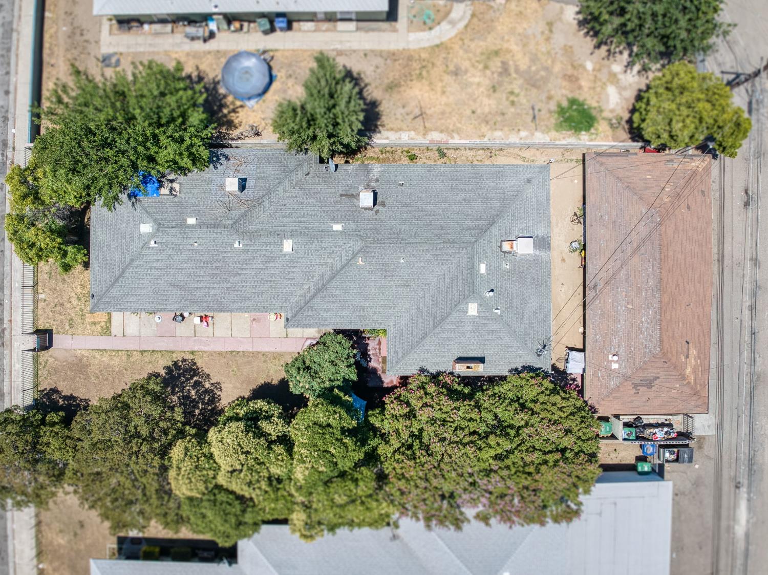 3361 E Mckinley Ave, Fresno, CA 93703