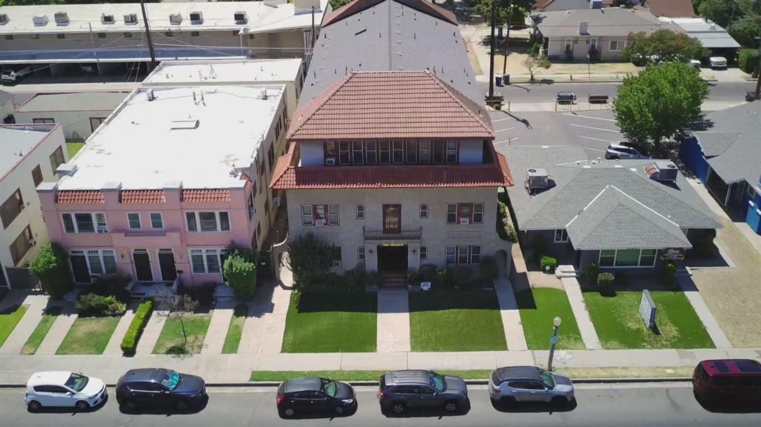 1561 N Van Ness Ave, Fresno, CA 93728