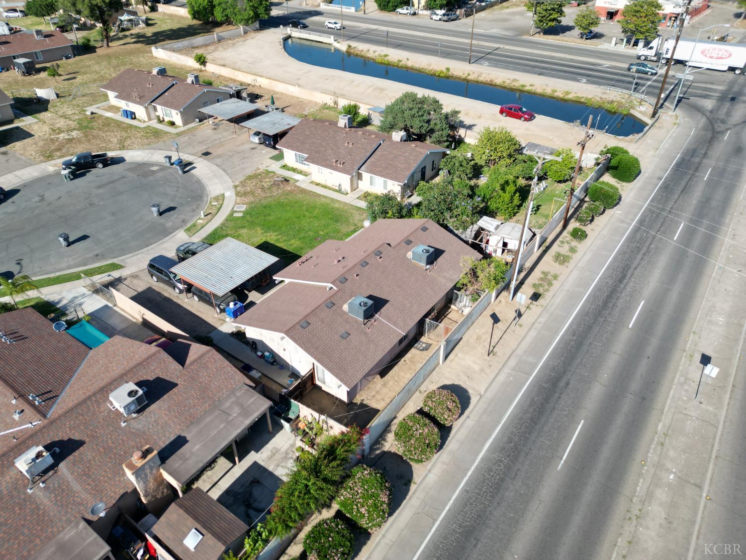 4778 E Hoxie Ave, Fresno, CA 93725