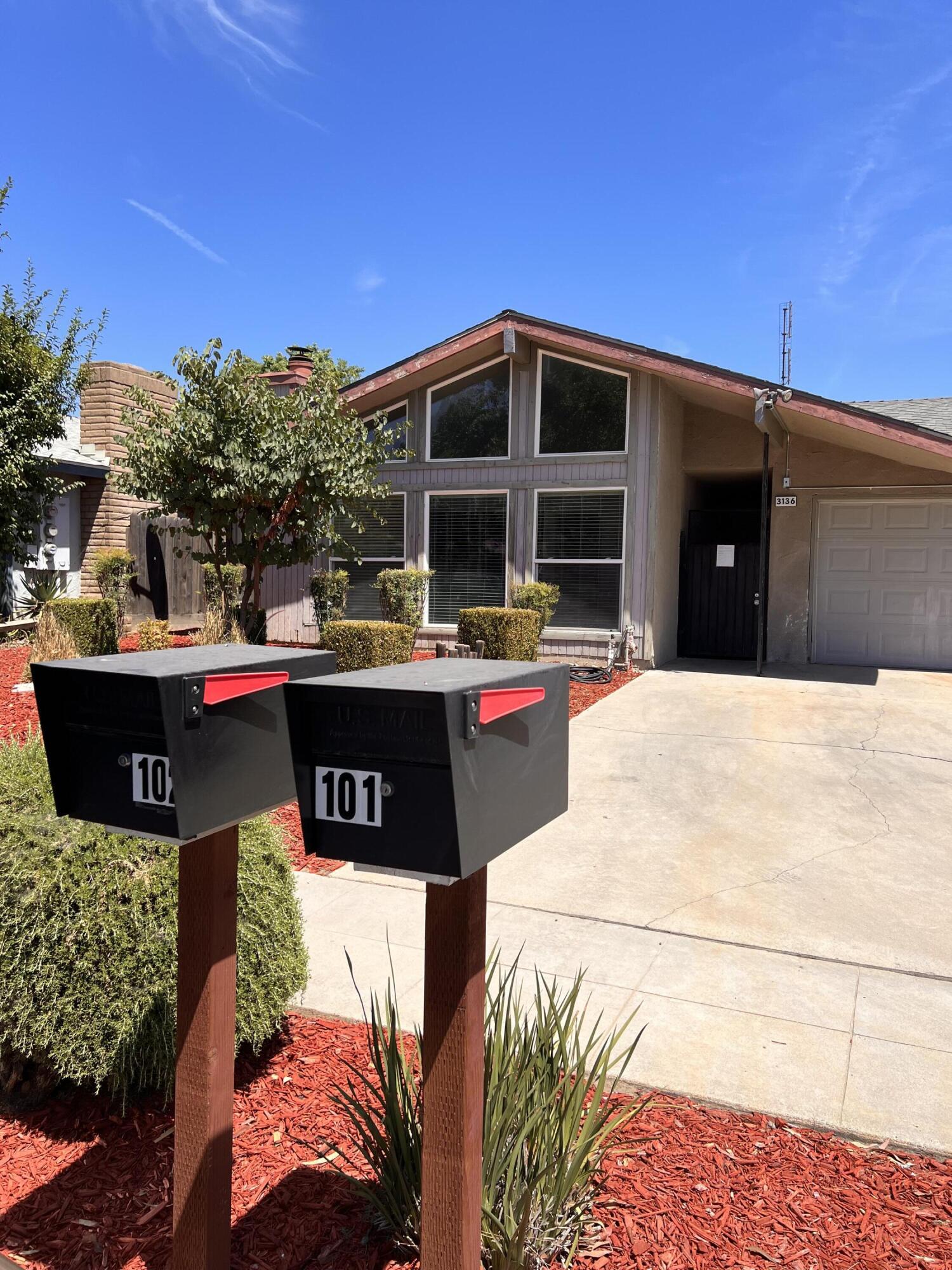 3136 W Austin Way, Fresno, CA 93722