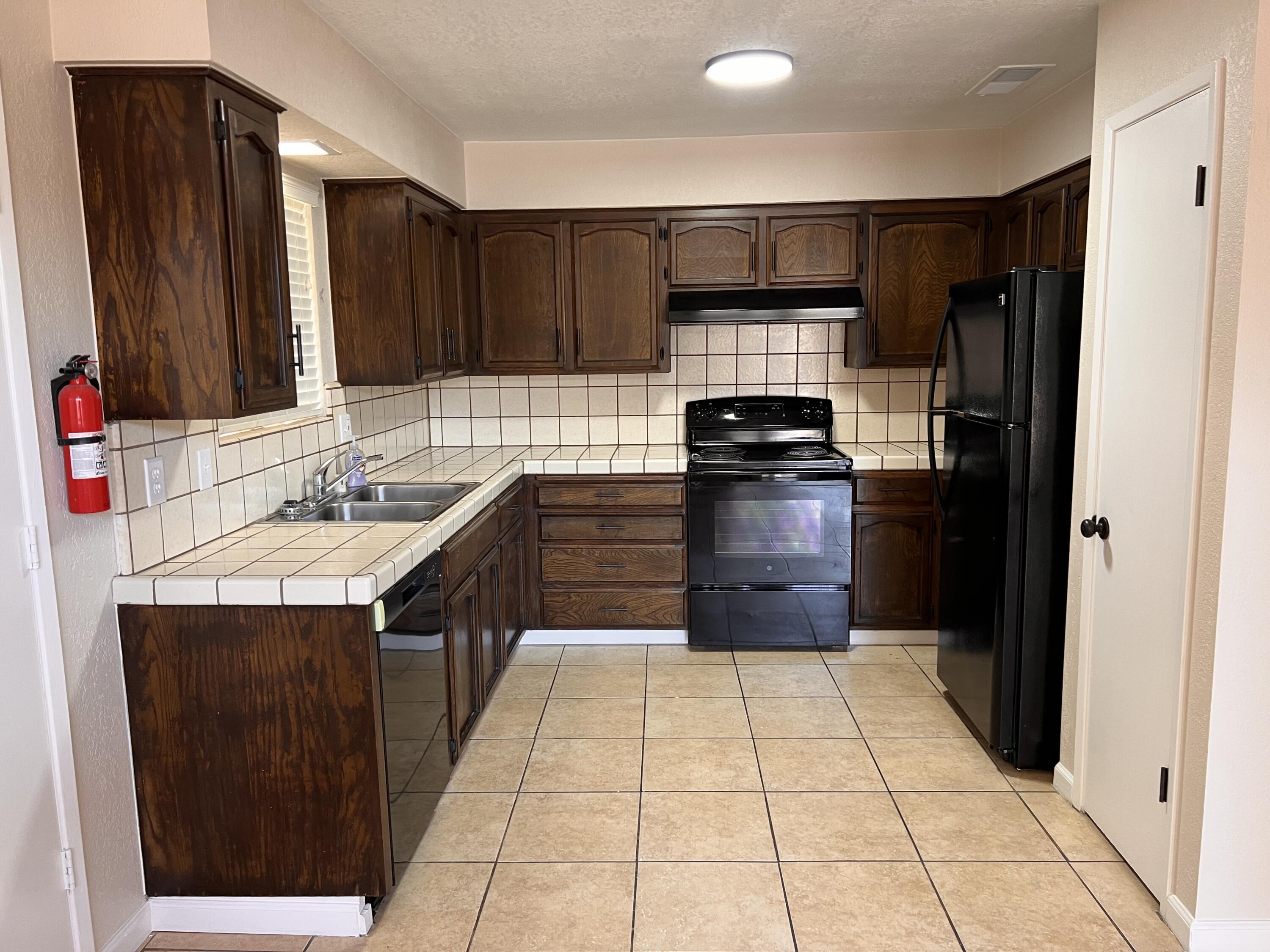 3136 W Austin Way, Fresno, CA 93722