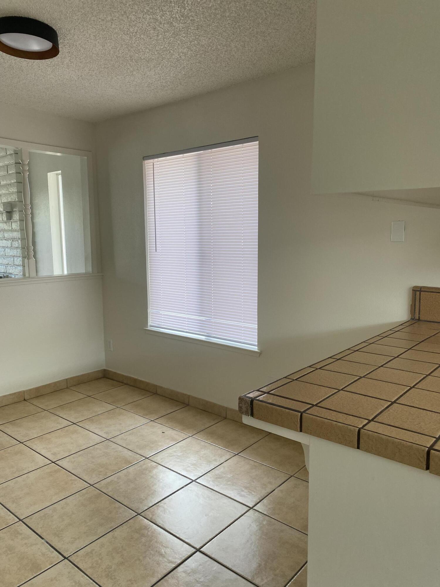 3136 W Austin Way, Fresno, CA 93722