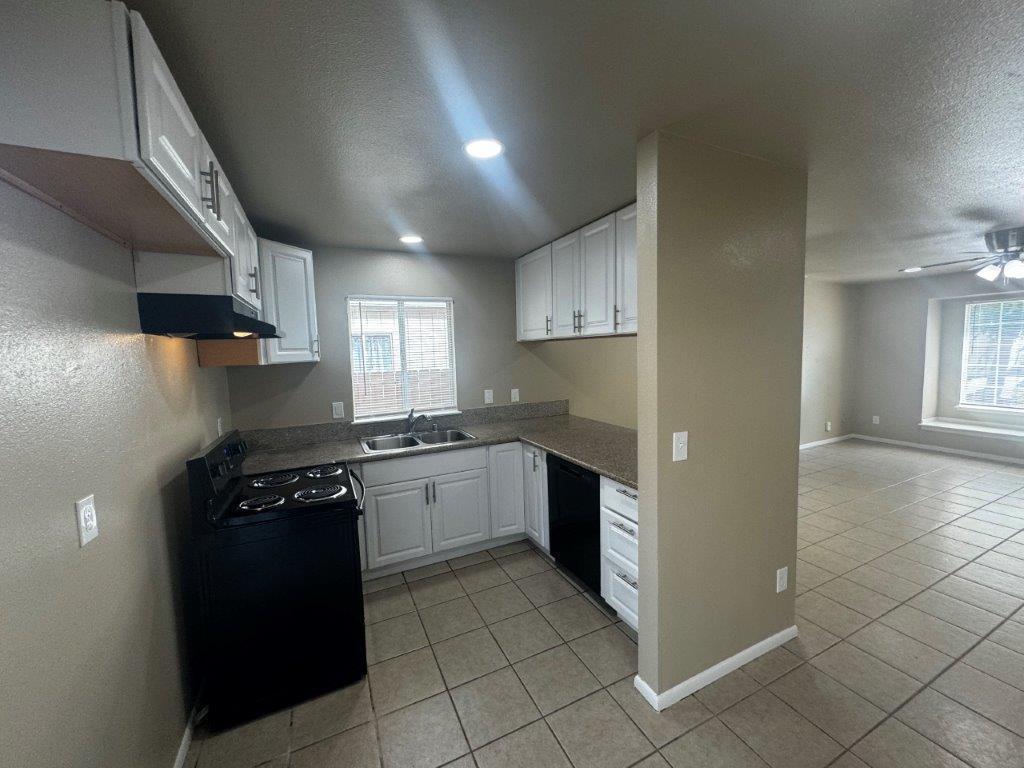0 #191, Fresno, CA 93722